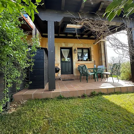 Casa Covarrubias Feriehus *